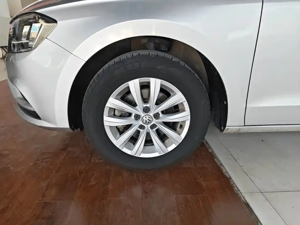 Volkswagen Bora — миниатюра 23