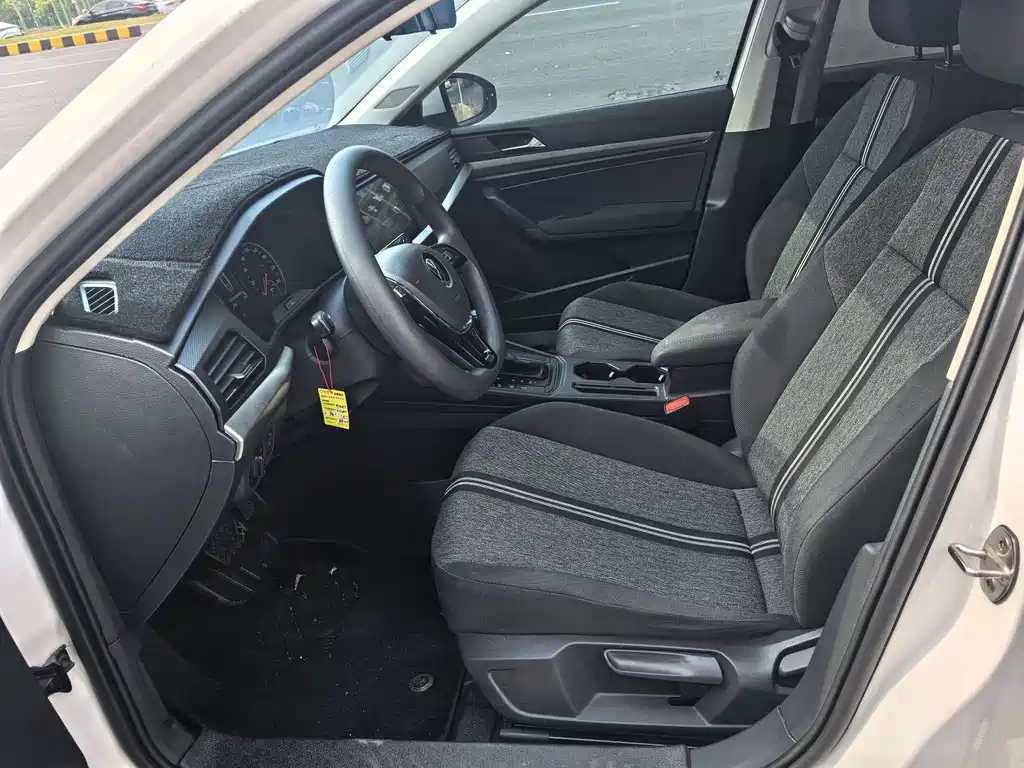 Volkswagen Lavida 2022 1.5L AT