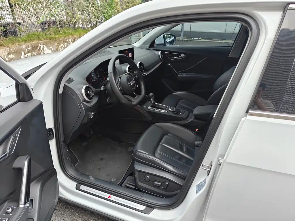 Audi Q2L — миниатюра 6