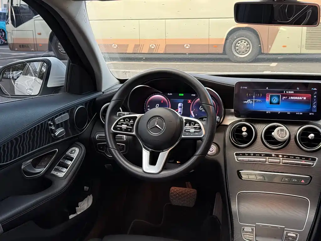Mercedes-Benz C-Class — миниатюра 10