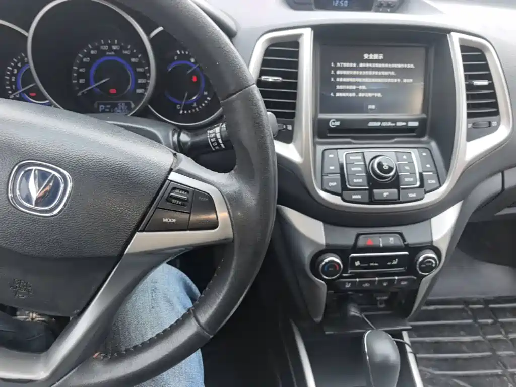 Changan Eado XT — миниатюра 10