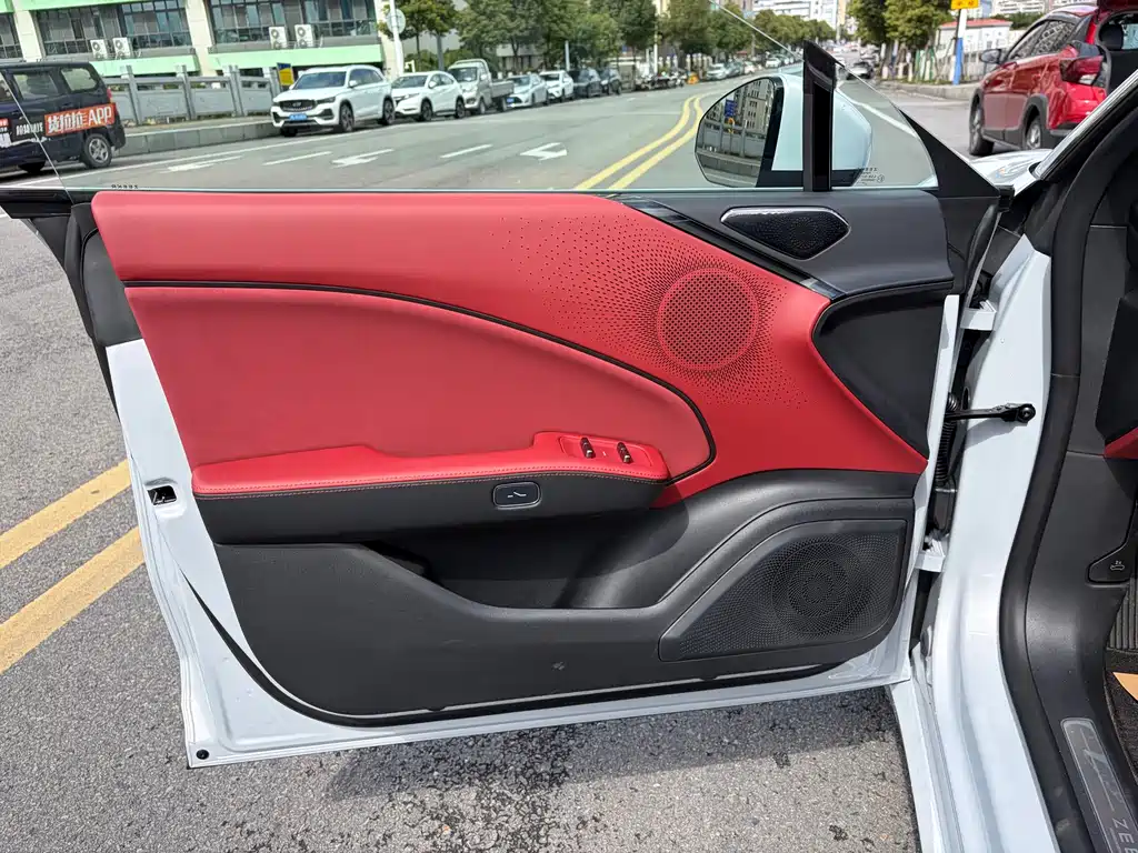 ZEEKR EXTREME KRYPTON 007GT