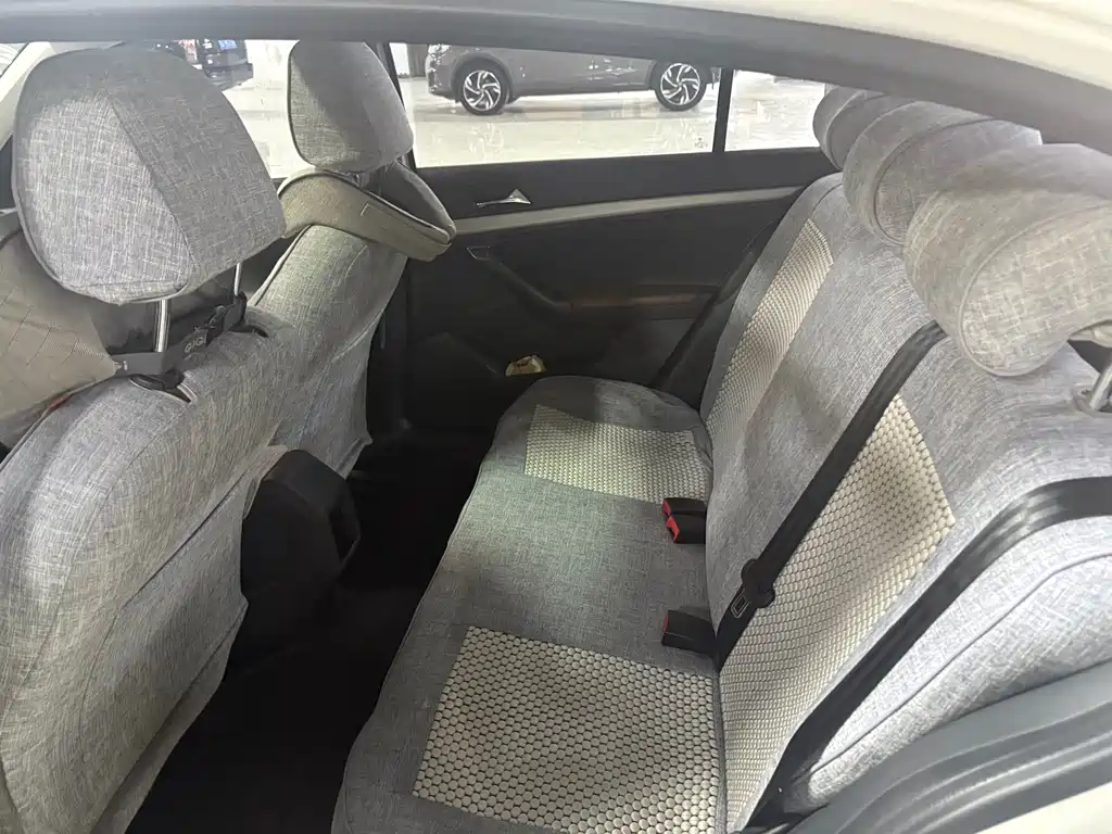 Volkswagen Lavida 2019 1.5L AT Comfort VI