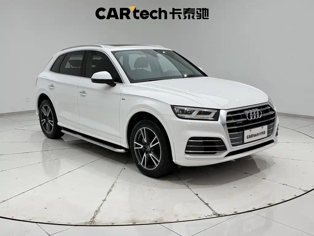 Audi Q5L — миниатюра 2