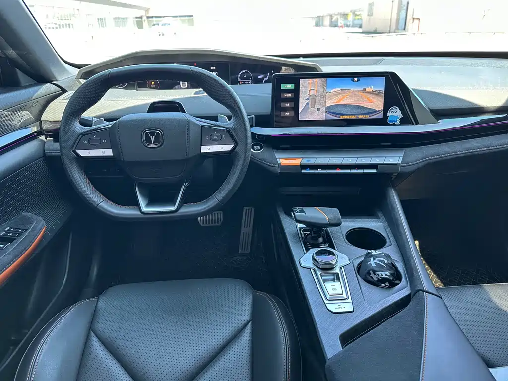 Changan UNI-V — миниатюра 4