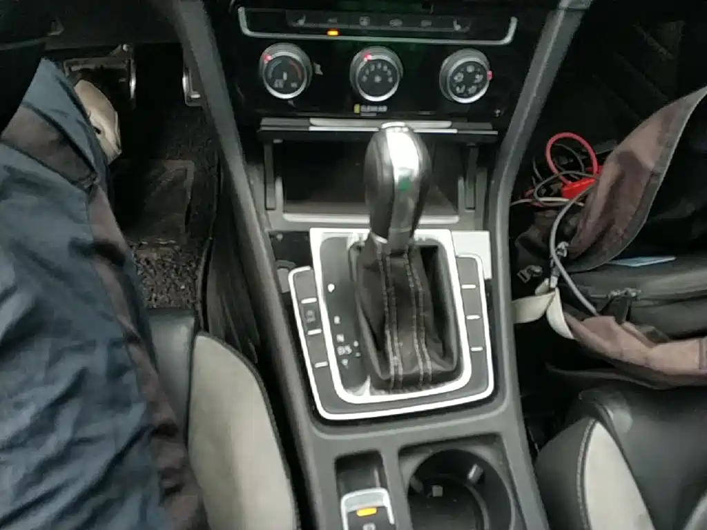 Volkswagen Golf — миниатюра 14