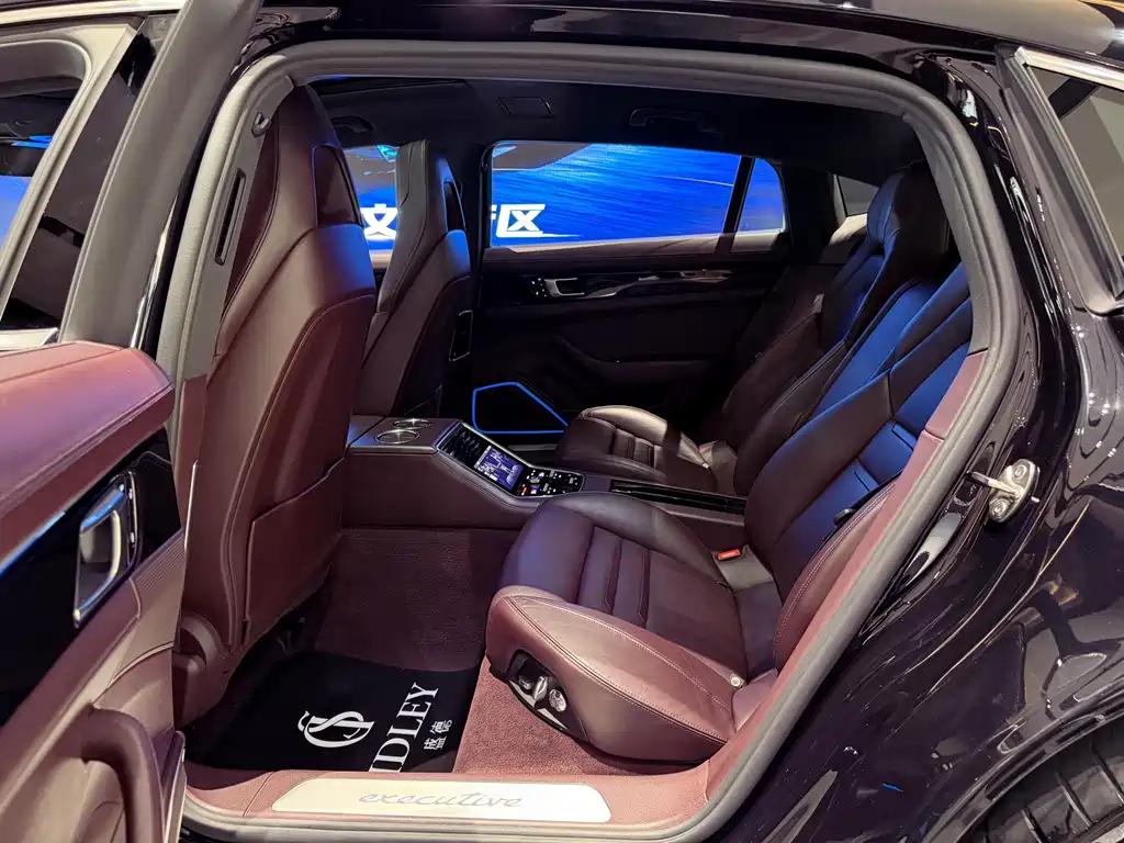 Porsche Panamera — миниатюра 9