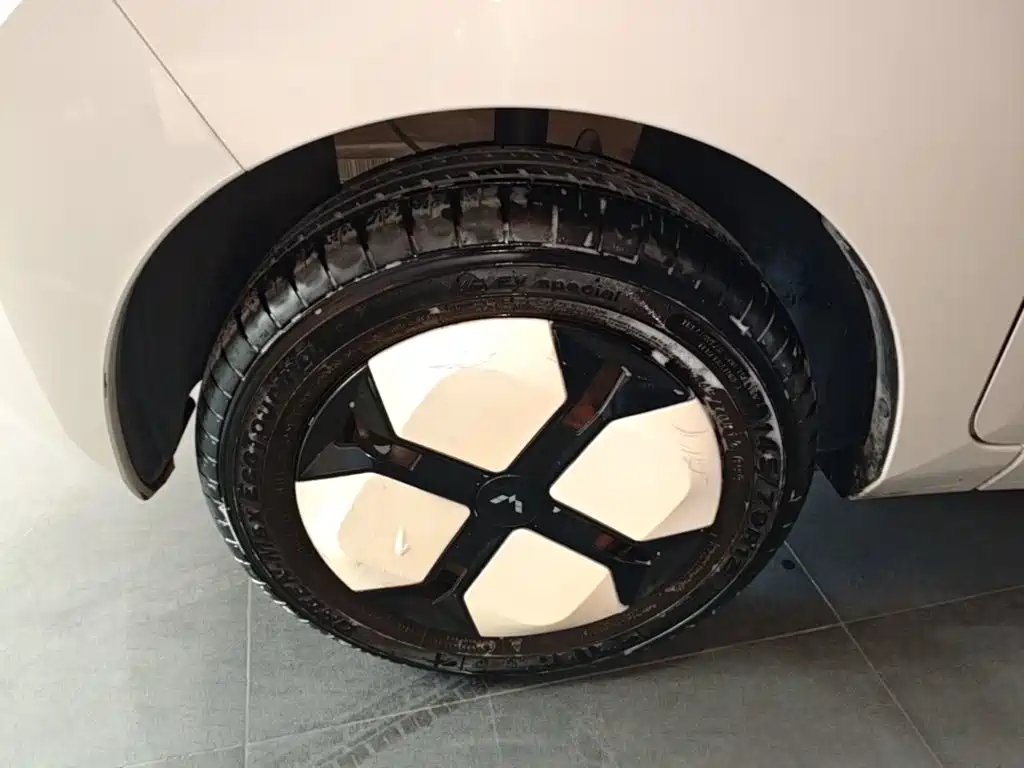 Wuling MINIEV — миниатюра 23