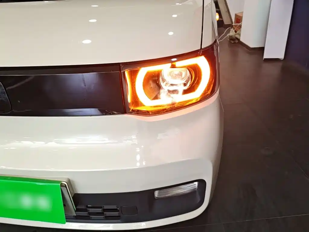 Wuling MINIEV — миниатюра 24