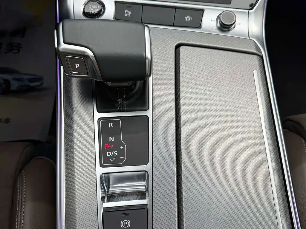 Audi A7L — миниатюра 20