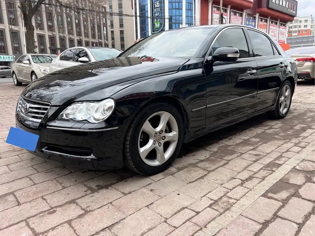 Toyota Reiz