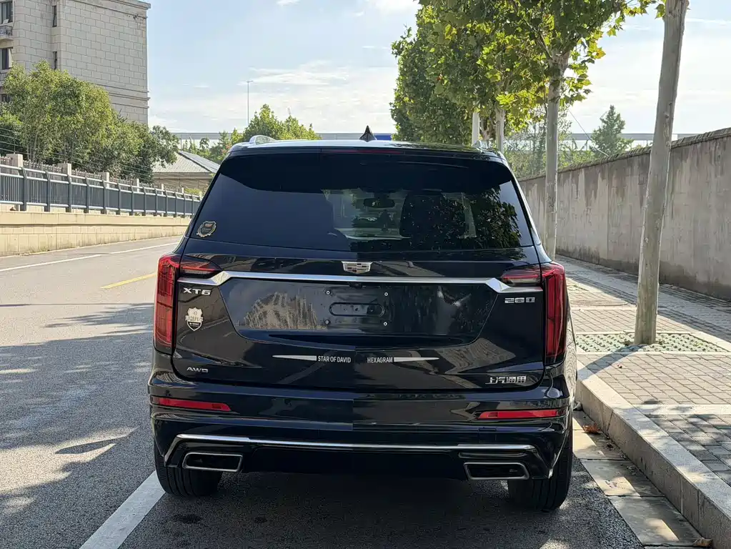 Cadillac XT6 — миниатюра 5