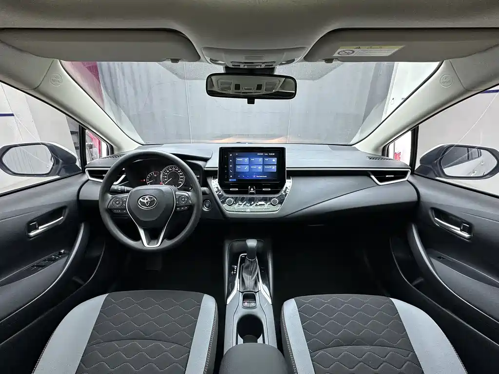 Toyota Corolla — миниатюра 11