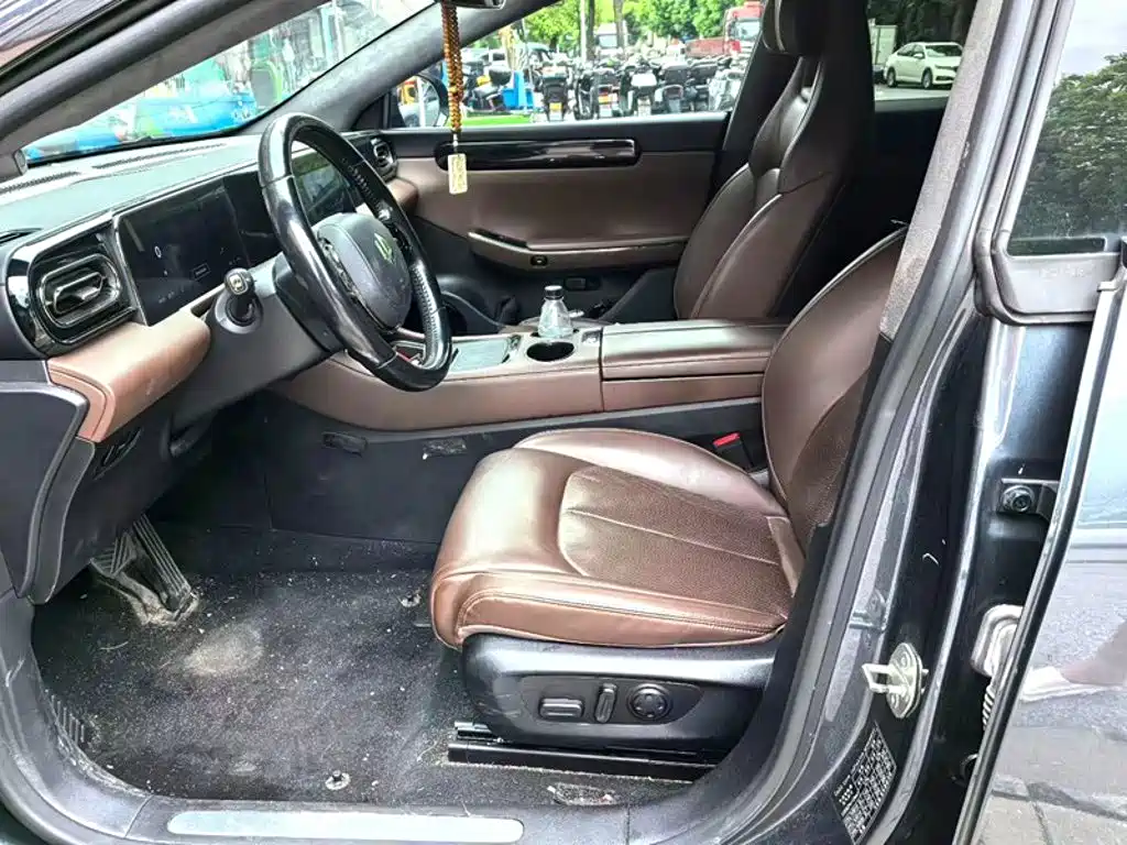 Leapmotor Leapmotor C01 — миниатюра 6