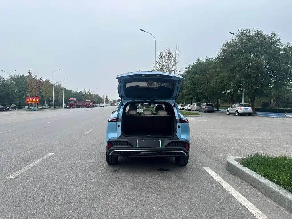 Baojun Yunhai — миниатюра 20