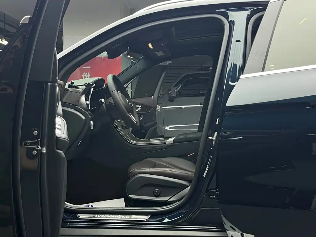 Mercedes-Benz GLC — миниатюра 26