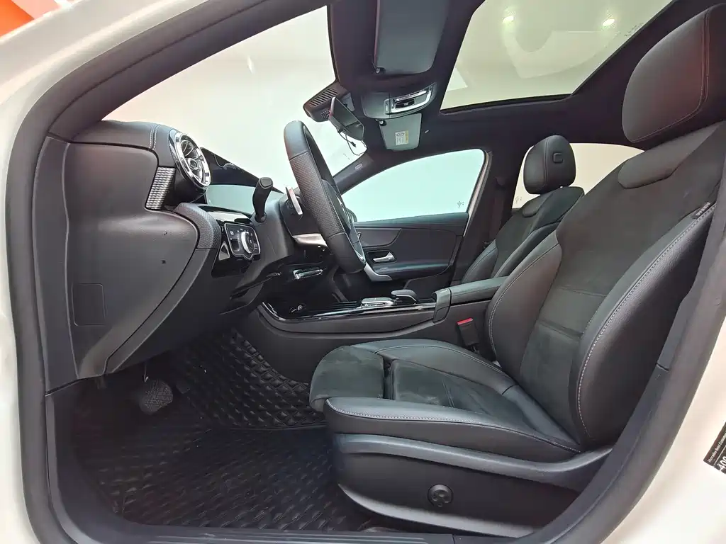 MERCEDES-BENZ A CLASS