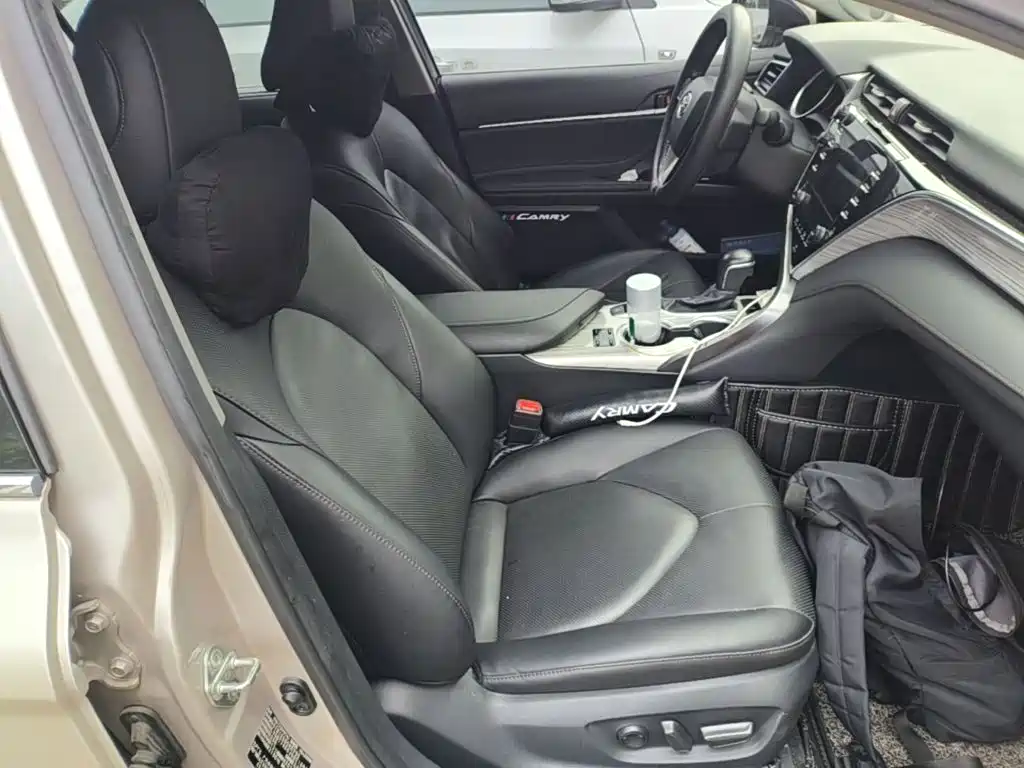 Toyota Camry — миниатюра 25