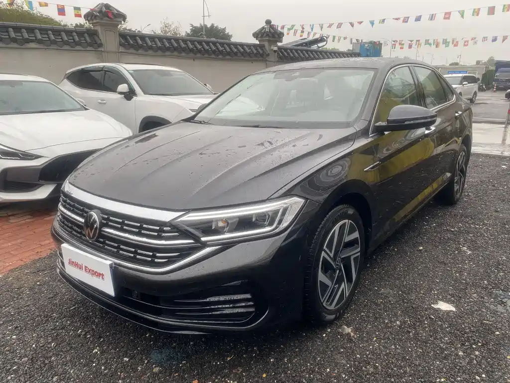 Volkswagen Sagitar 2024