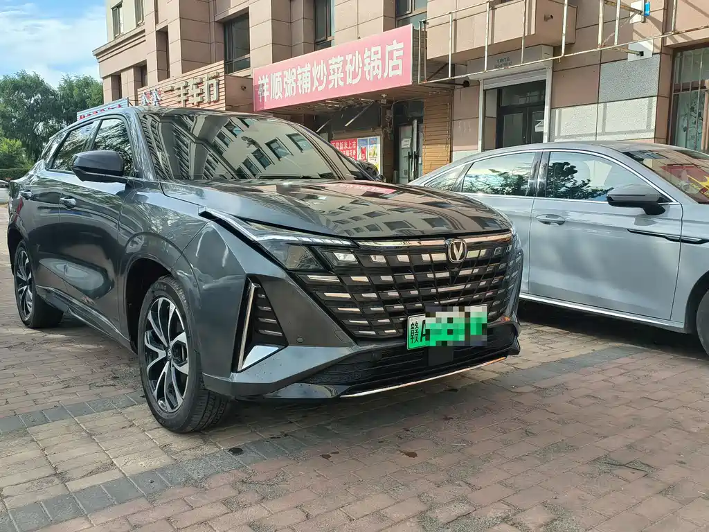 Changan UNI-Z New Energy — миниатюра 3