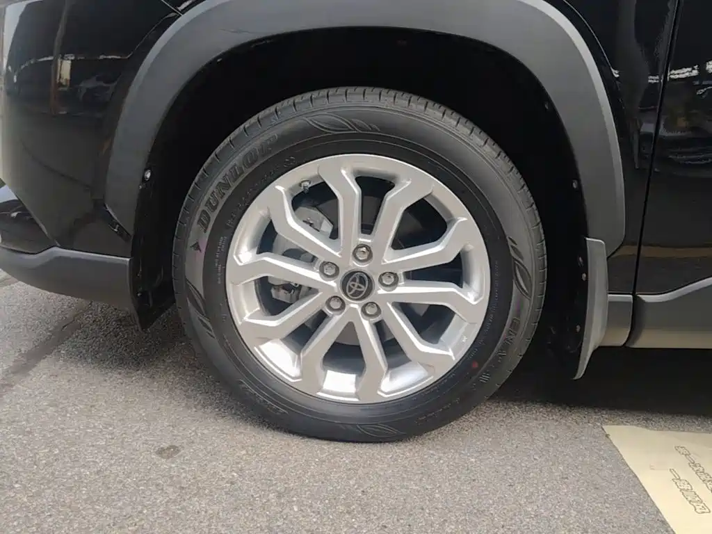 Toyota Frontlander — миниатюра 23