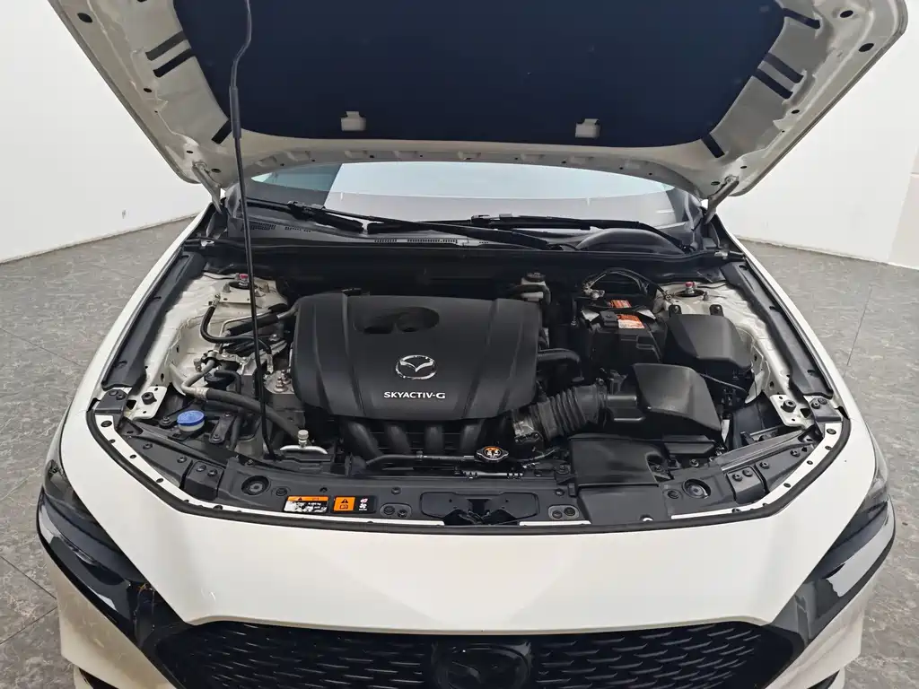 Mazda 3 Axela — миниатюра 12