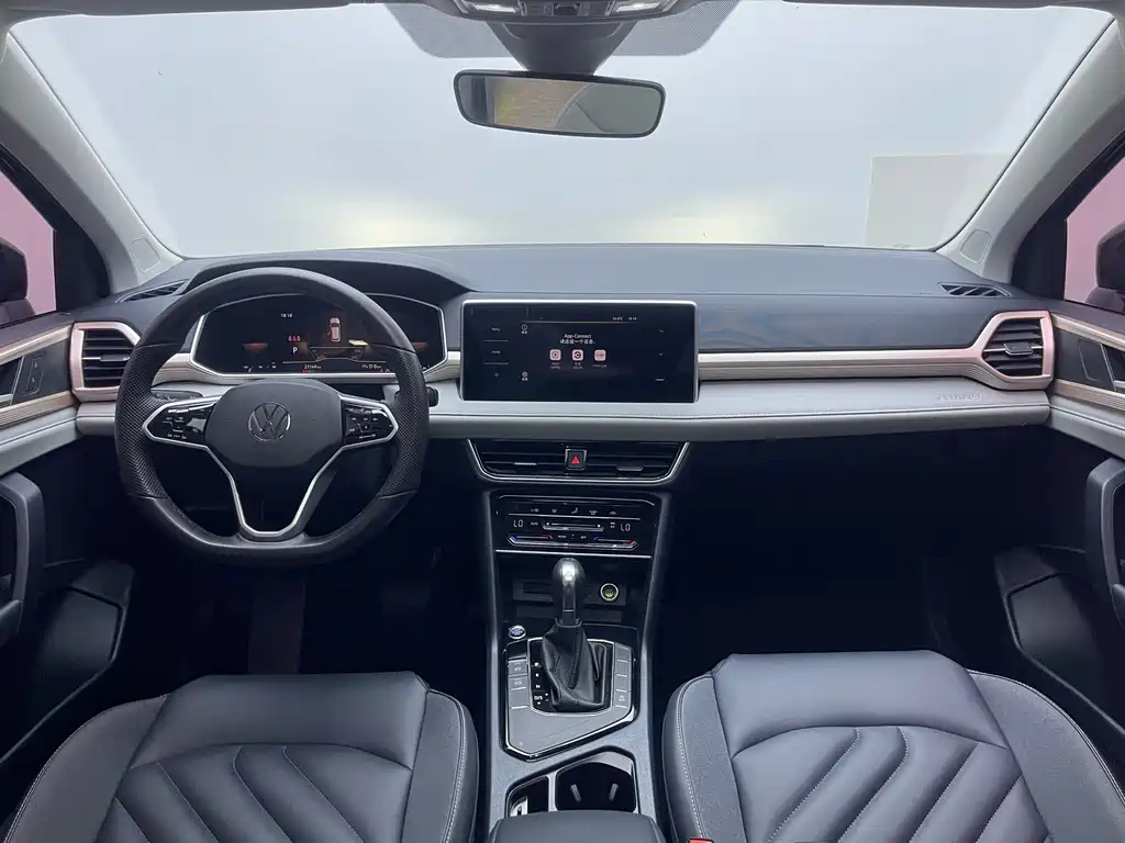 Volkswagen Tharu — миниатюра 15