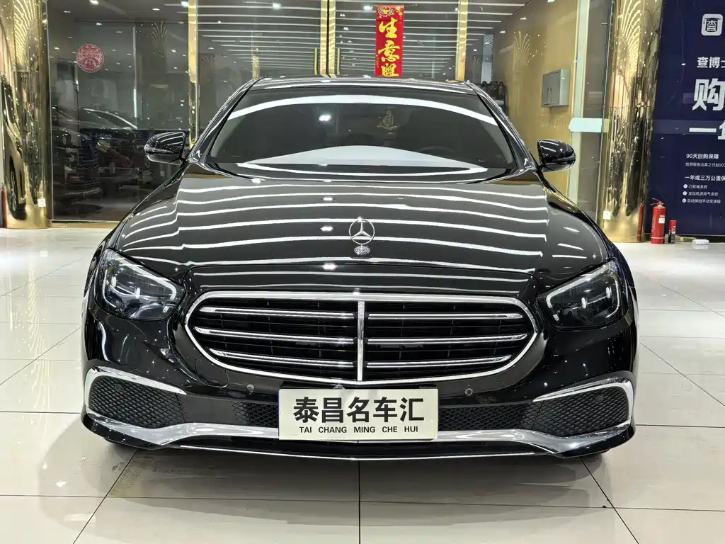 MERCEDES-BENZ E CLASS