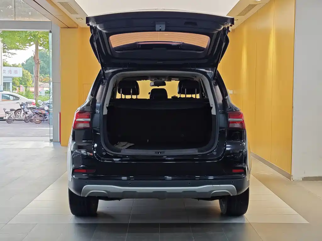 Roewe RX5 — фотографии объявления, Фото 28