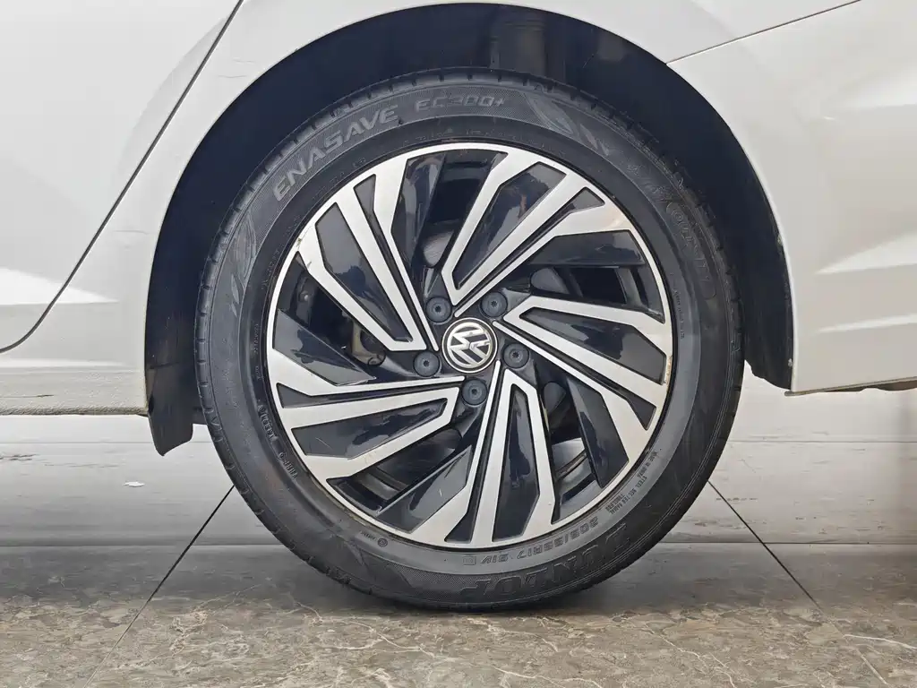 Volkswagen Sagitar — миниатюра 9