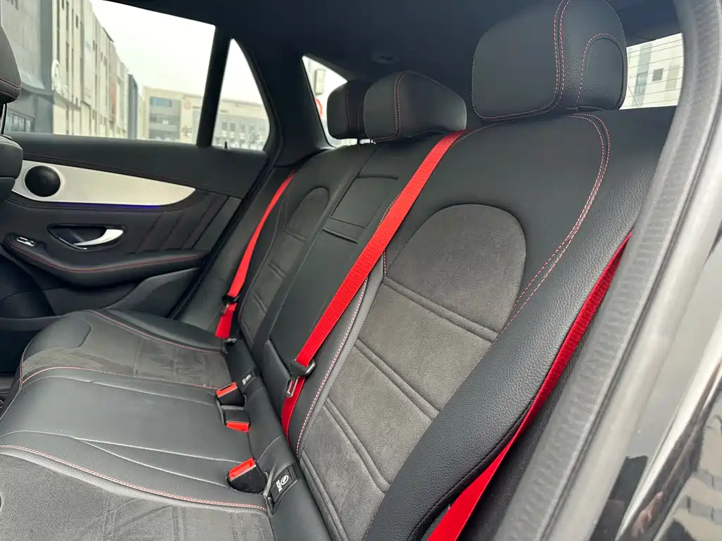 MERCEDES-BENZ GLC AMG