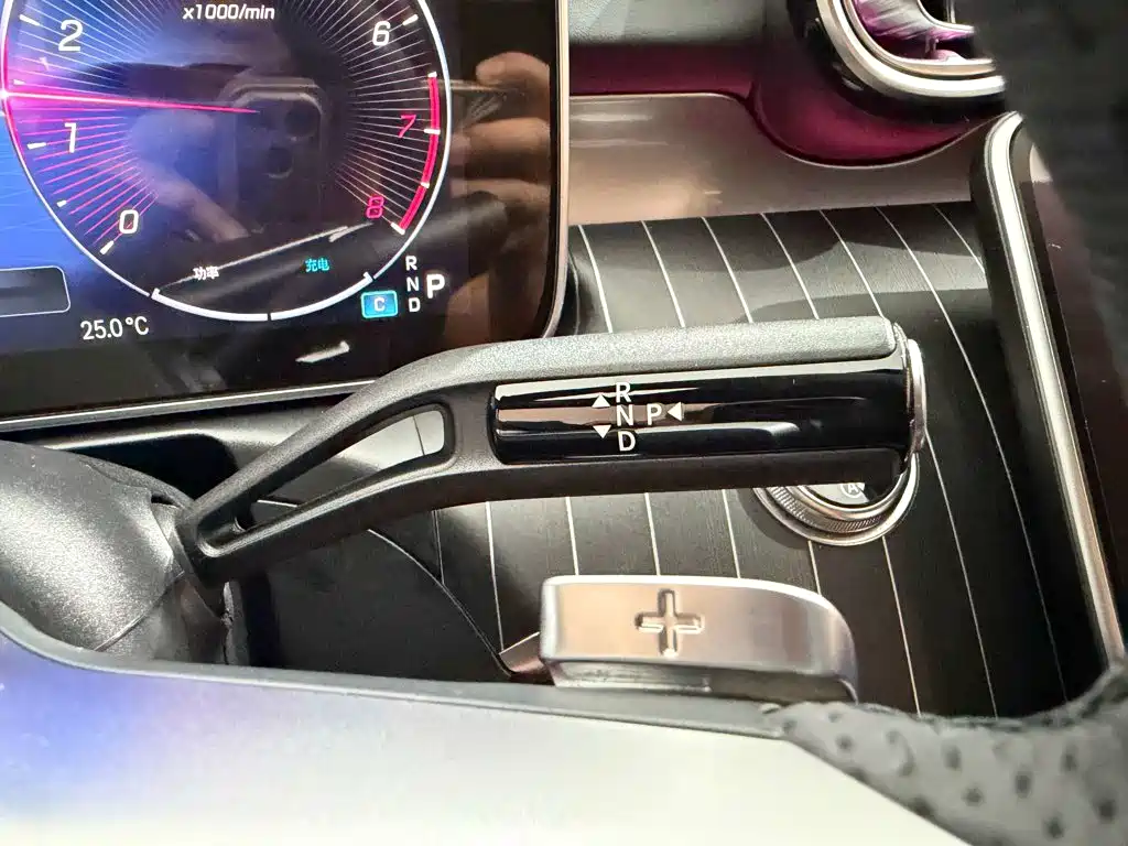 Mercedes-Benz C-Class — миниатюра 20