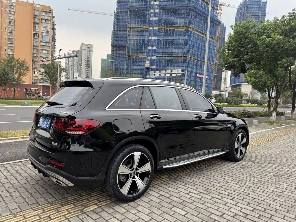 Mercedes-Benz GLC — миниатюра 9