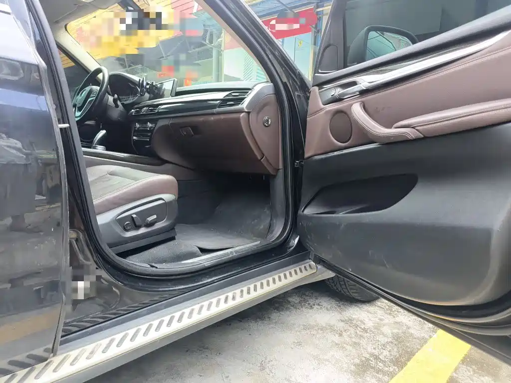 BMW X5 (Import) — миниатюра 19