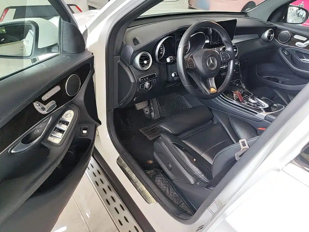Mercedes-Benz GLC — миниатюра 16