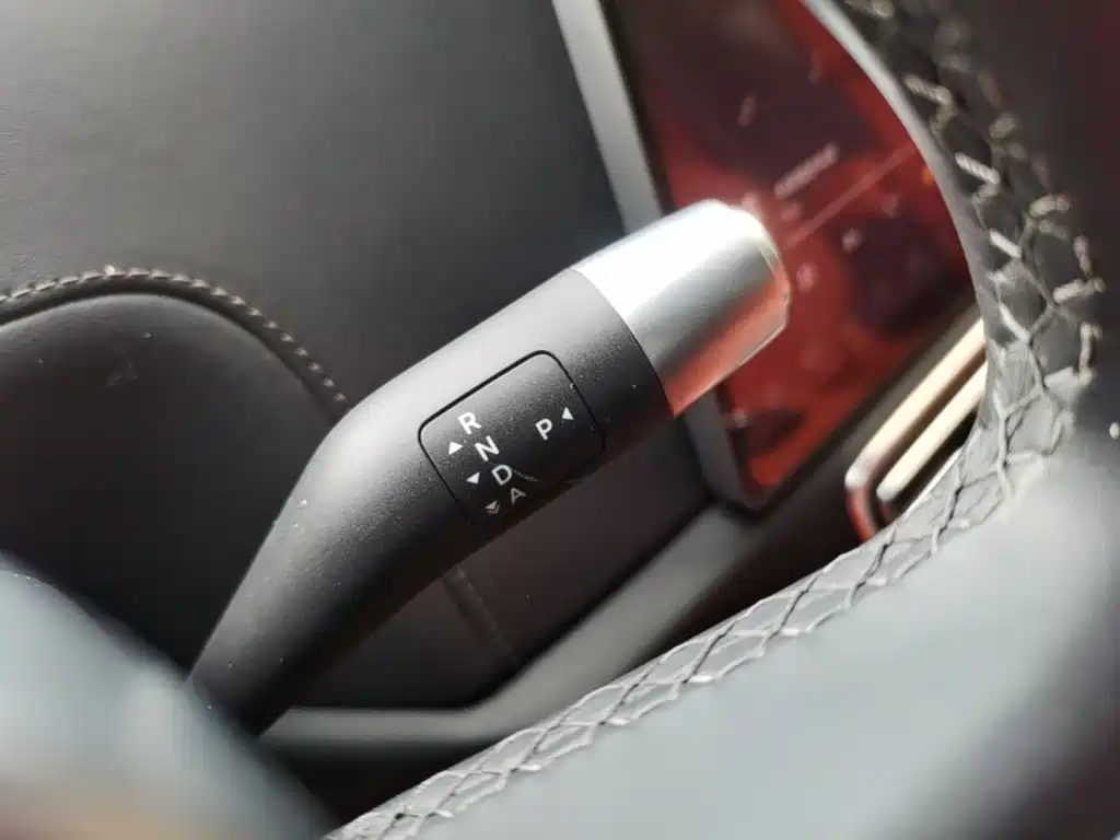 Li Auto Li L8 — миниатюра 14