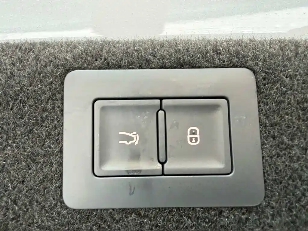 BYD Seal — миниатюра 20