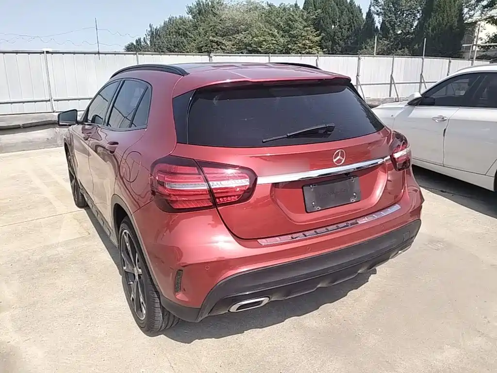 Mercedes-Benz GLA — миниатюра 5