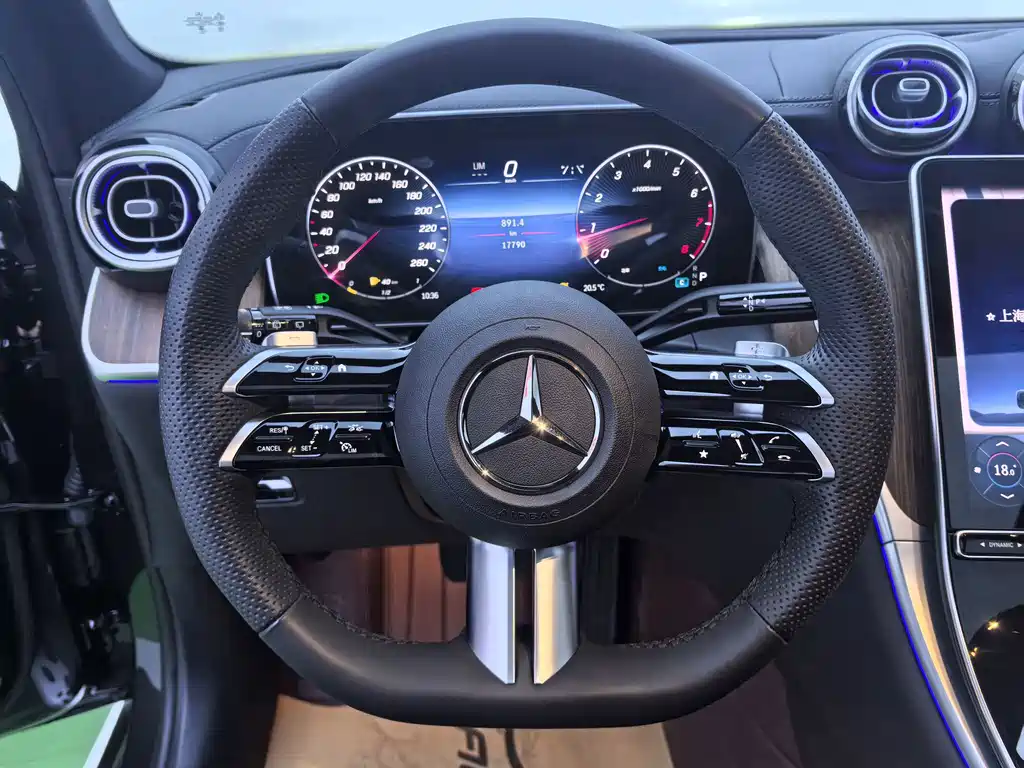 Mercedes-Benz GLC — миниатюра 10
