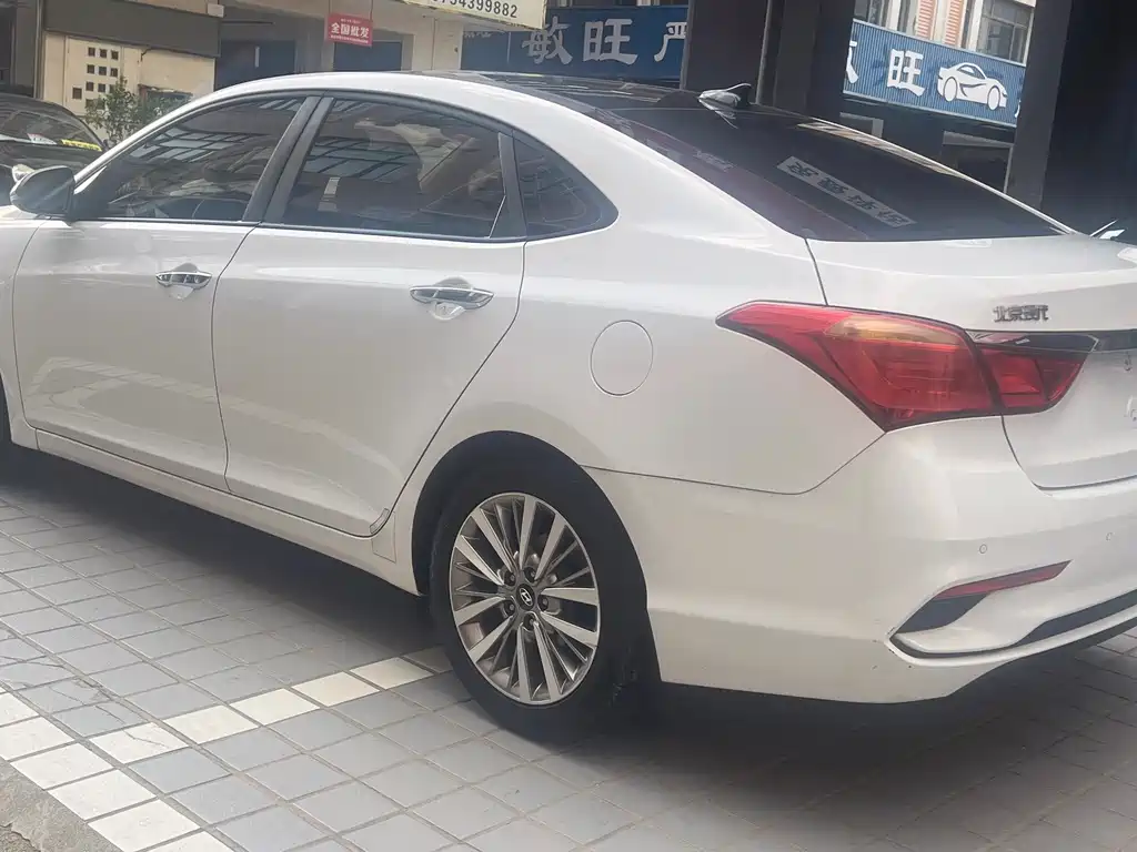 Hyundai Mistra — миниатюра 5