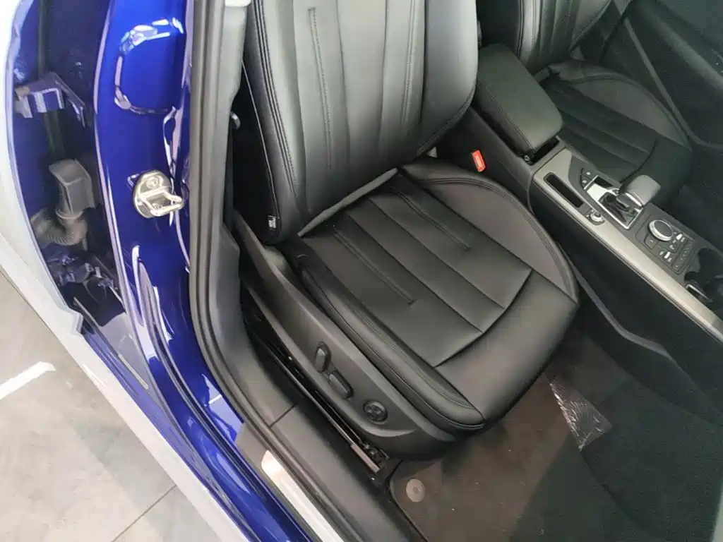 Audi A4L — миниатюра 25