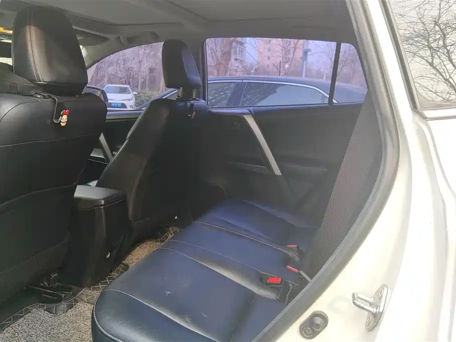 TOYOTA RAV4 RONGFANG