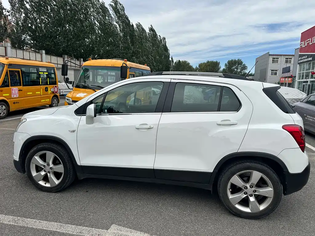 Chevrolet Trax — миниатюра 9