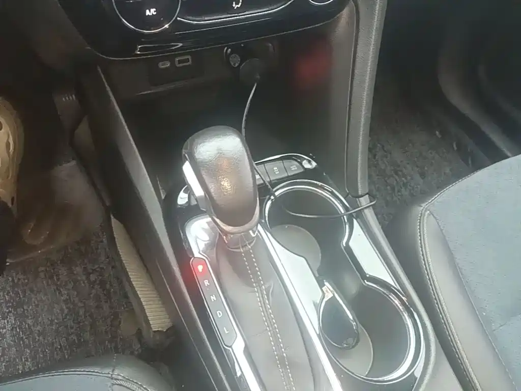 Buick Encore GX — миниатюра 14