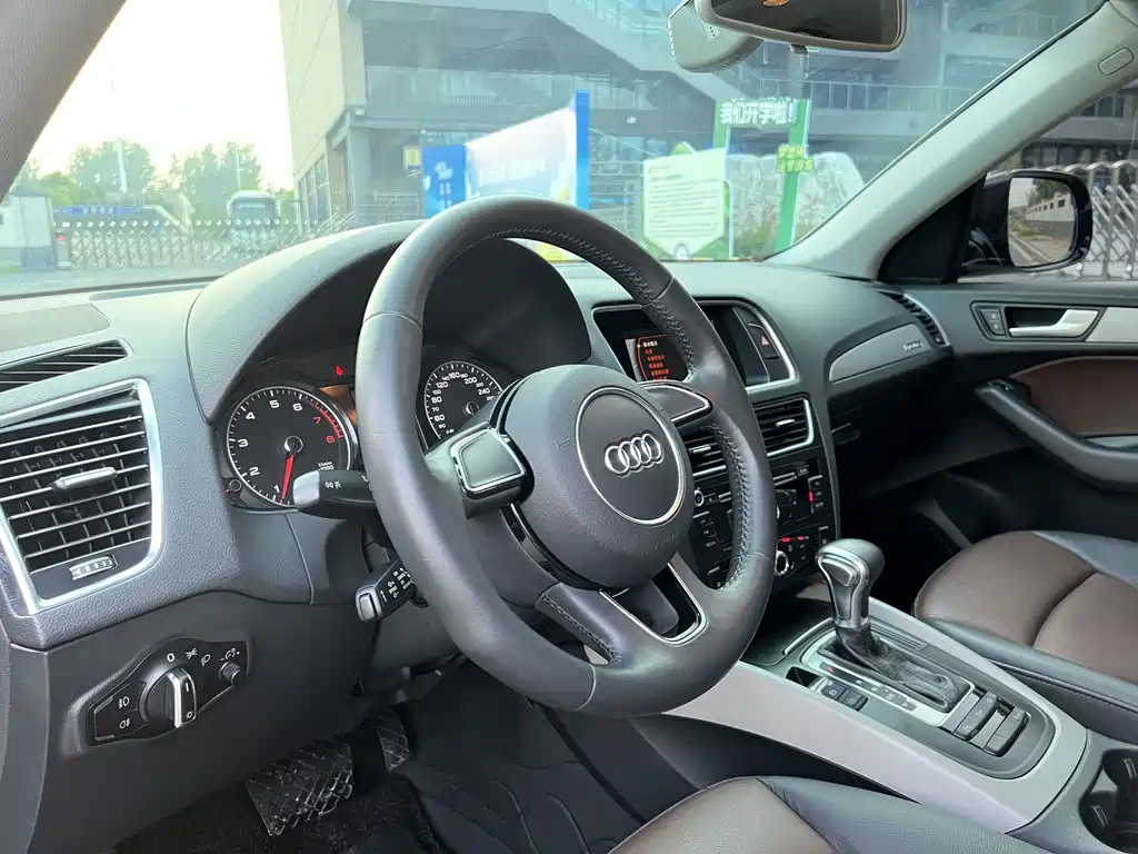 Audi Q5 — миниатюра 11