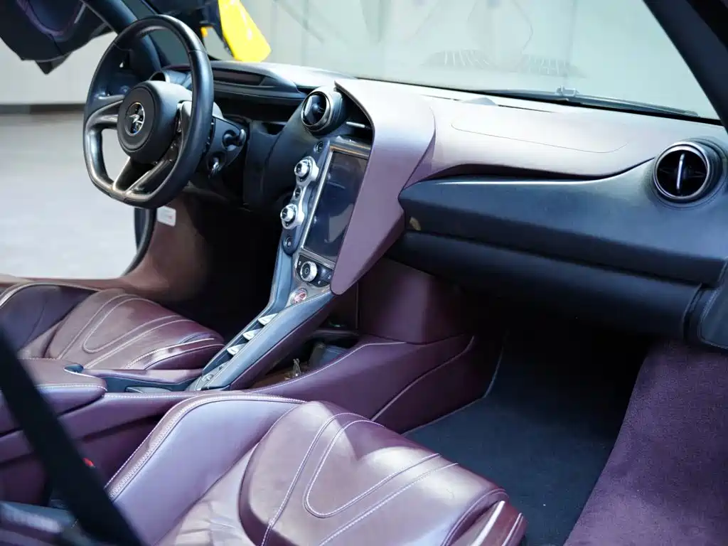 McLaren 720S — миниатюра 25