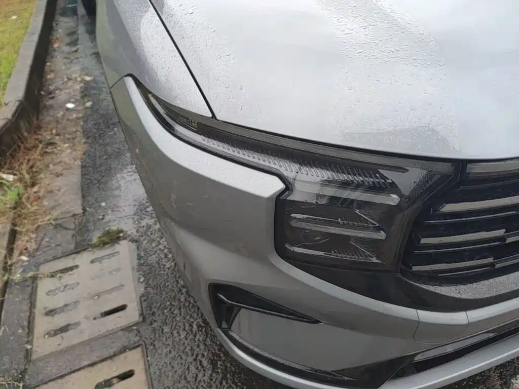 Ford Edge — миниатюра 11