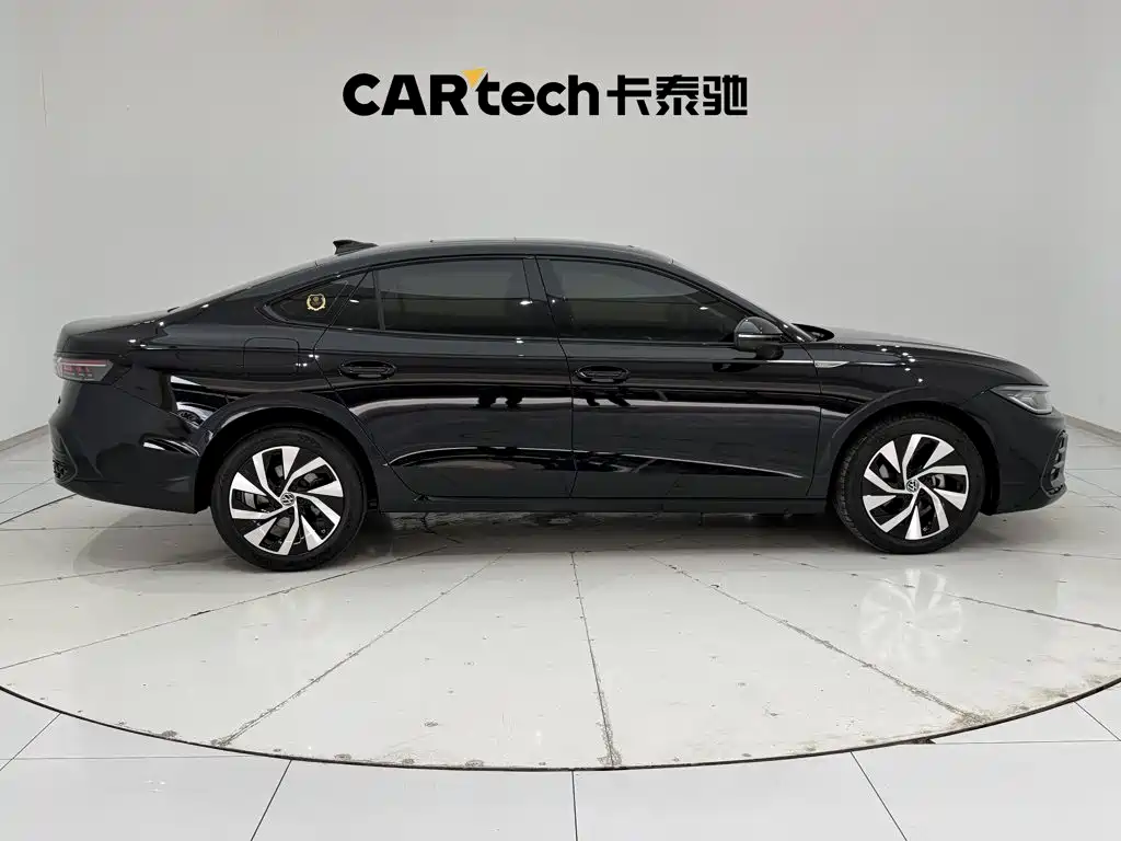 Volkswagen Passat — миниатюра 4
