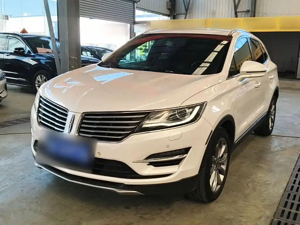 Lincoln MKC — миниатюра 2