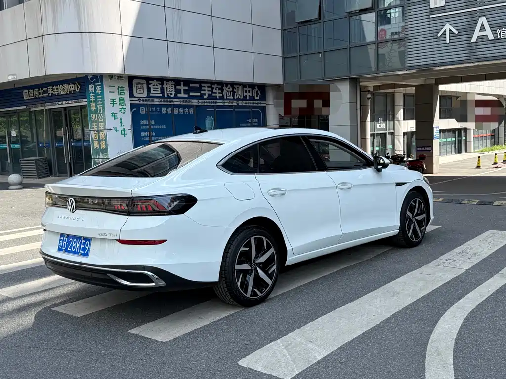 Volkswagen Lamando — миниатюра 8